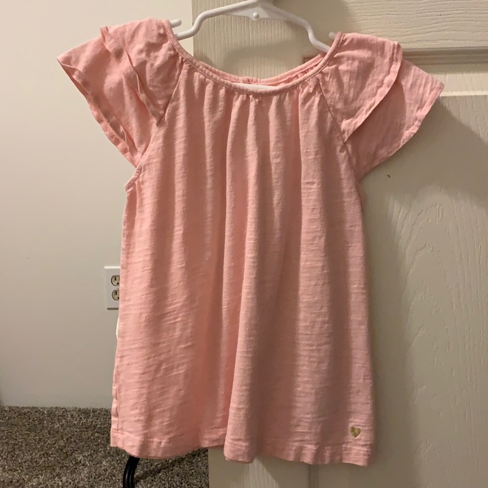 Flutter sleeve top